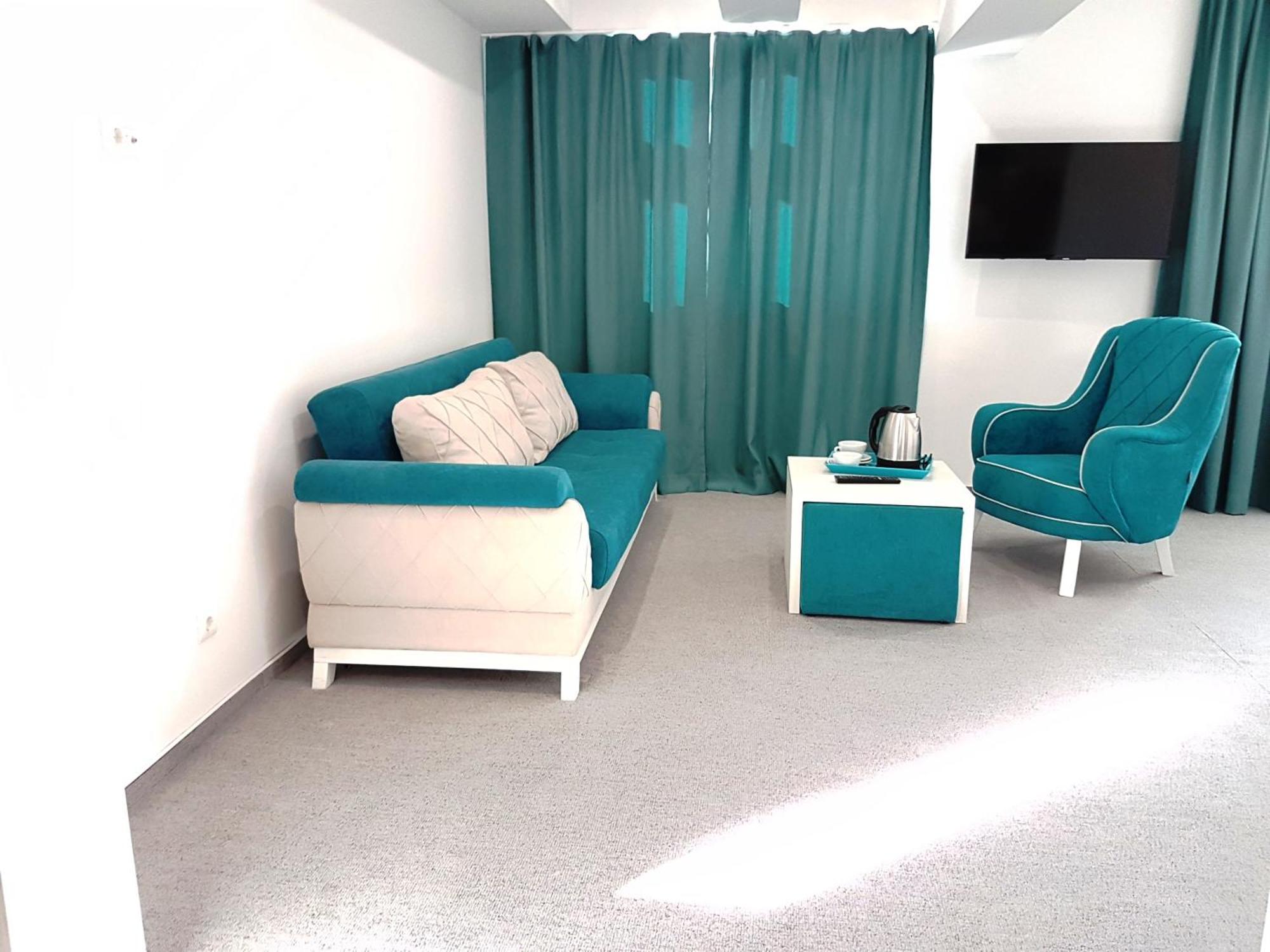 Gracanica  Hotel Sax Gracanica מראה חיצוני תמונה