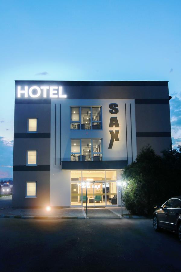 Gracanica  Hotel Sax Gracanica מראה חיצוני תמונה